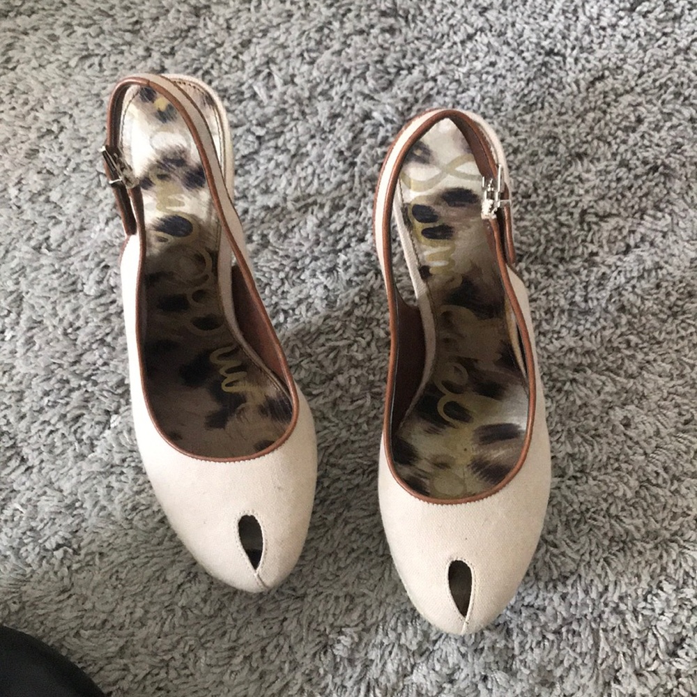 Shoes - Picture 3 of 4